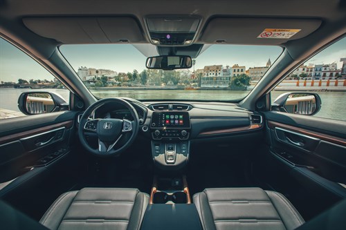 Honda _CR-V_Hybrid Interior